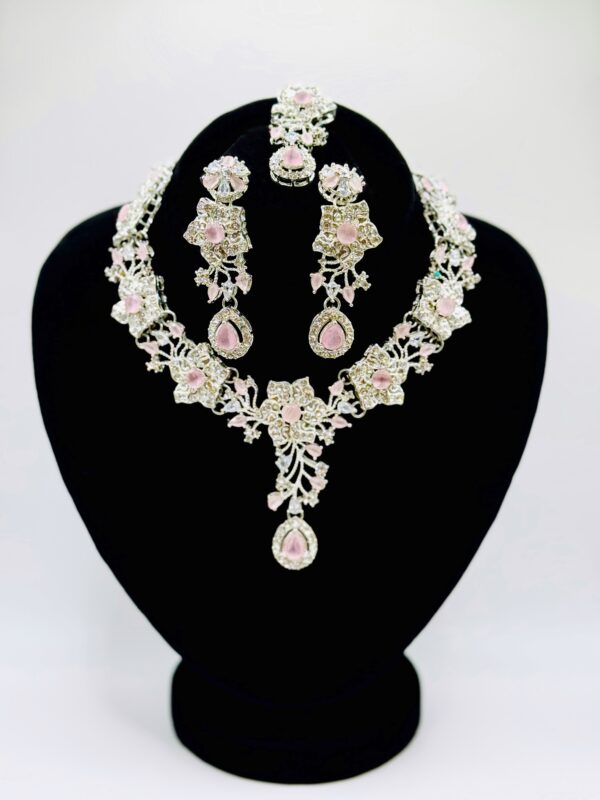 Zircon Jewellery set with earrings